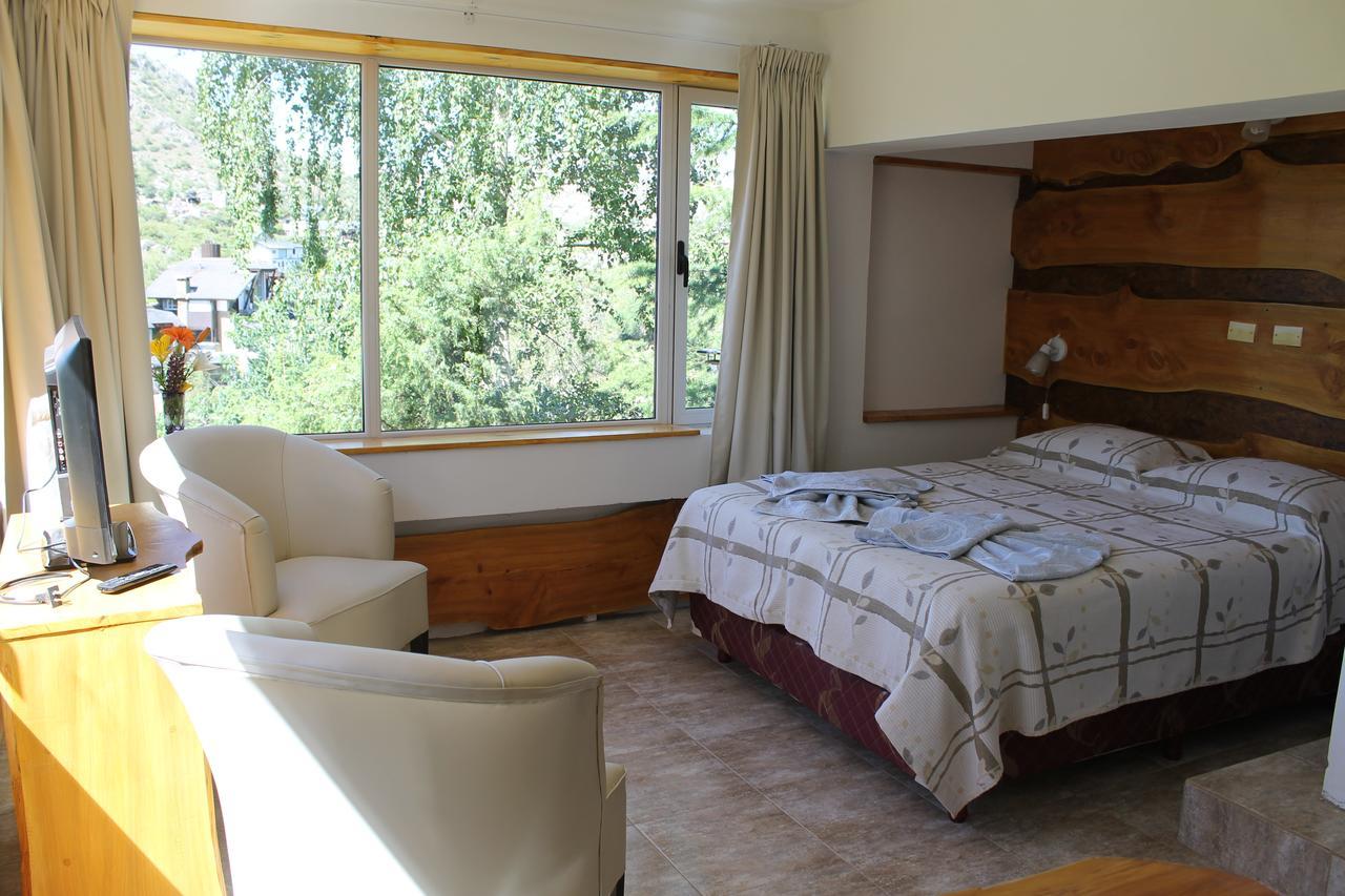 Villa Del Fiume 라 쿰브레시타 외부 사진